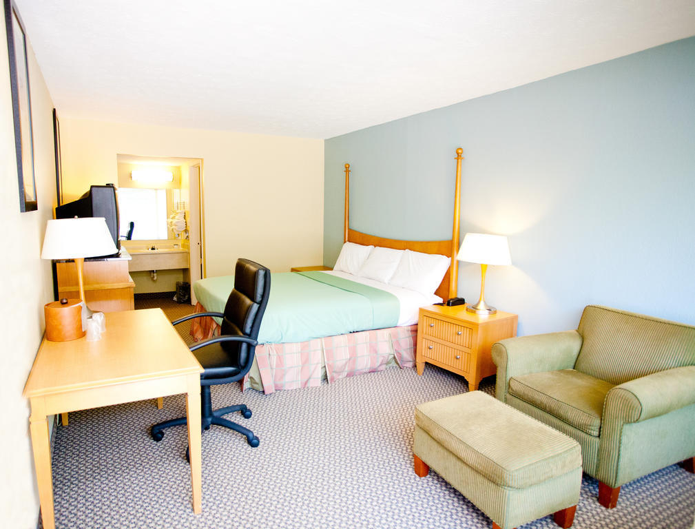 Star City Inn And Suites Grove City Exterior photo