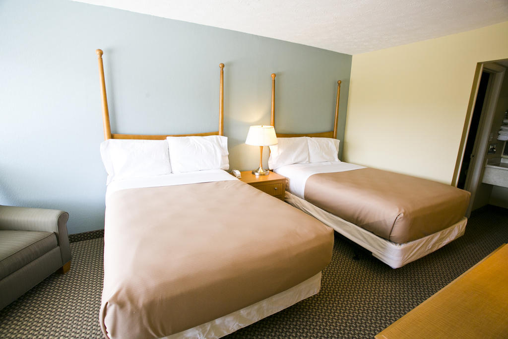 Star City Inn And Suites Grove City Room photo